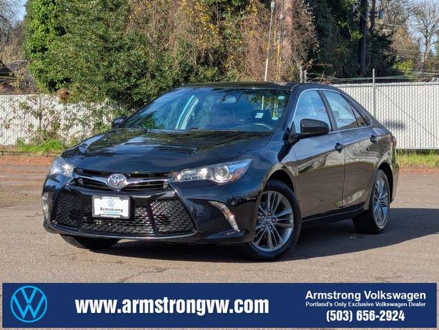 2016 Toyota Camry SE FWD photo