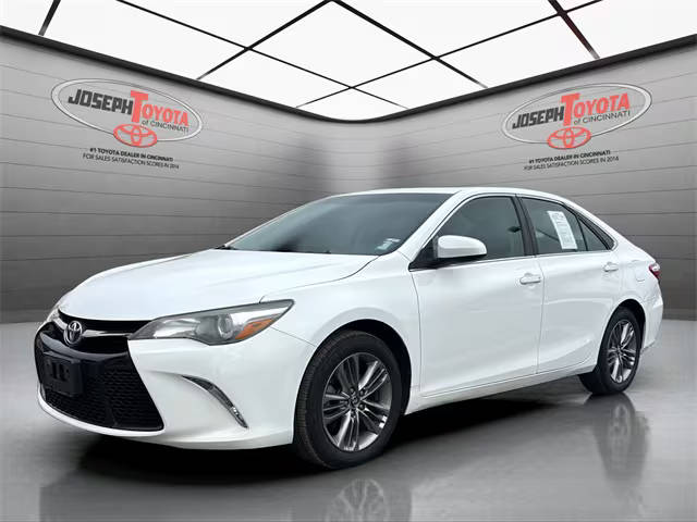 2016 Toyota Camry SE FWD photo