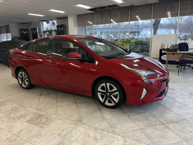 2016 Toyota Prius Four FWD photo