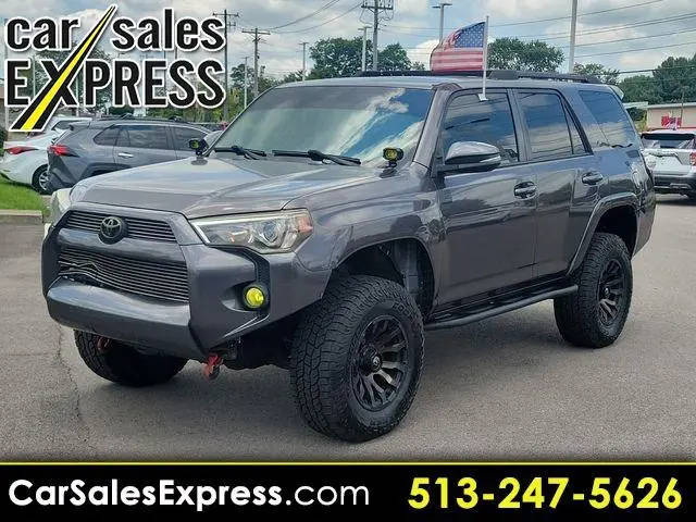 2016 Toyota 4Runner SR5 4WD photo