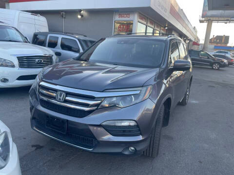 2016 Honda Pilot Elite AWD photo