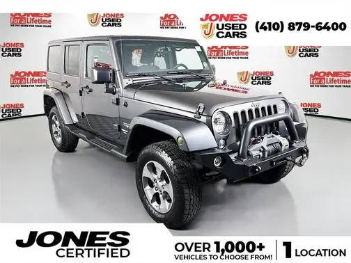 2016 Jeep Wrangler Unlimited Sahara 4WD photo