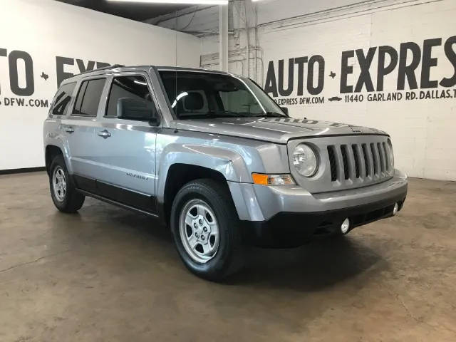 2016 Jeep Patriot Sport FWD photo