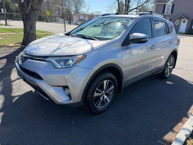 2016 Toyota RAV4 XLE AWD photo