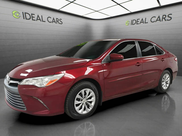 2016 Toyota Camry LE FWD photo