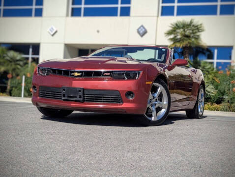 2015 Chevrolet Camaro LT RWD photo