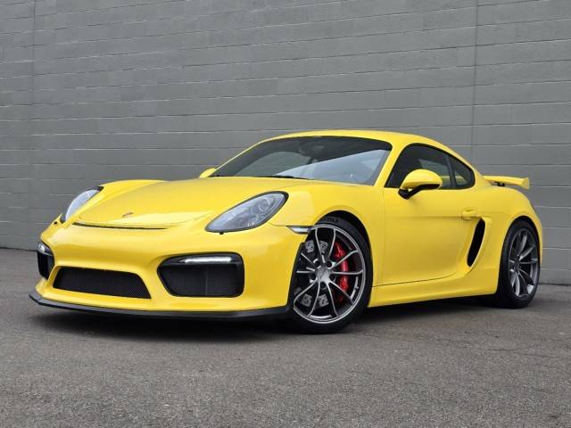 2016 Porsche Cayman GT4 RWD photo