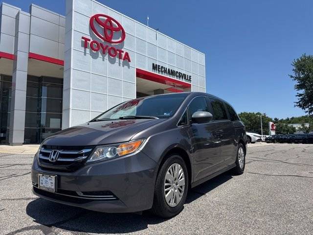 2016 Honda Odyssey LX FWD photo