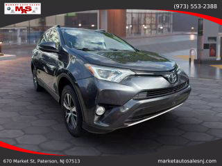 2016 Toyota RAV4 XLE AWD photo