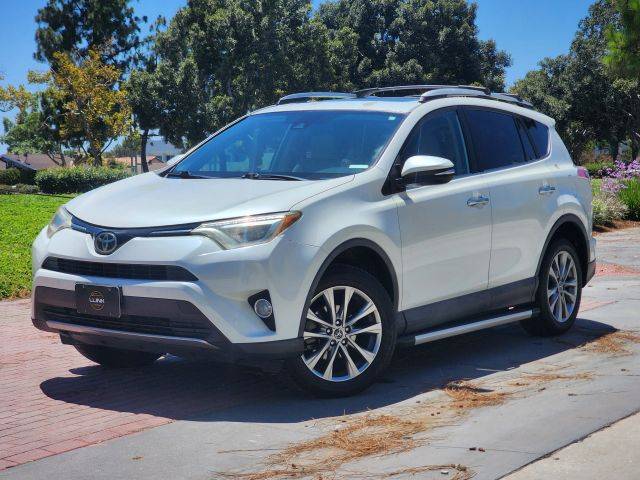 2016 Toyota RAV4 Limited FWD photo