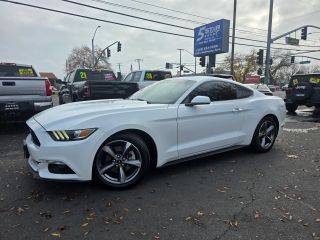 2016 Ford Mustang V6 RWD photo