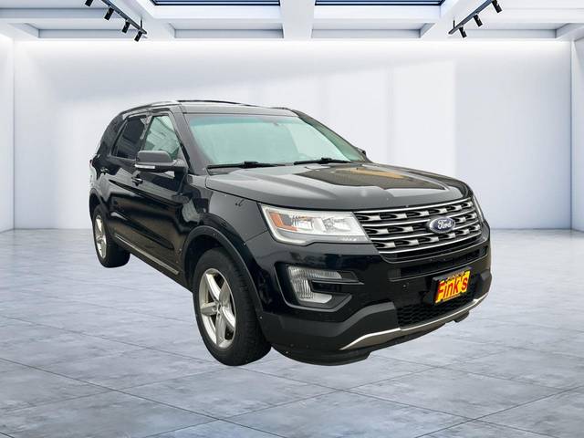 2016 Ford Explorer XLT 4WD photo