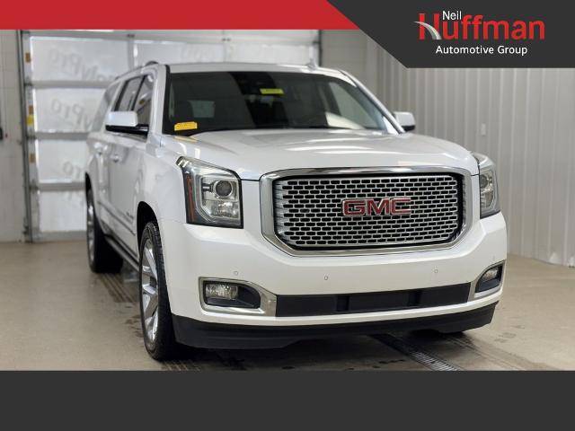 2016 GMC Yukon XL Denali 4WD photo