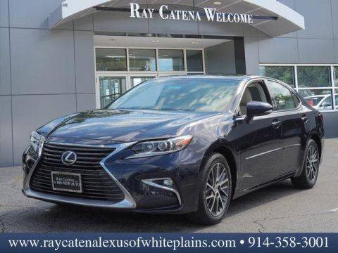 2016 Lexus ES  FWD photo