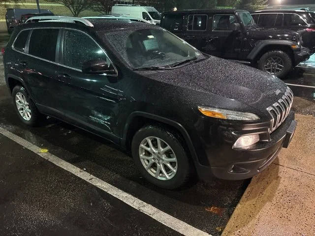 2016 Jeep Cherokee Latitude 4WD photo