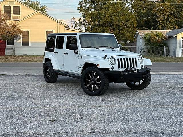 2016 Jeep Wrangler Unlimited Sahara 4WD photo