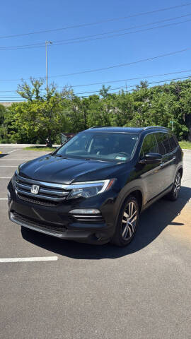 2016 Honda Pilot Touring AWD photo