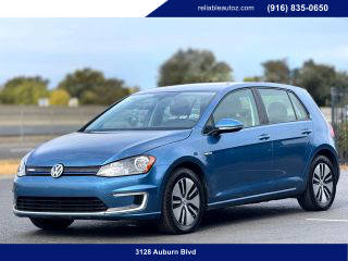 2016 Volkswagen e-Golf SE FWD photo