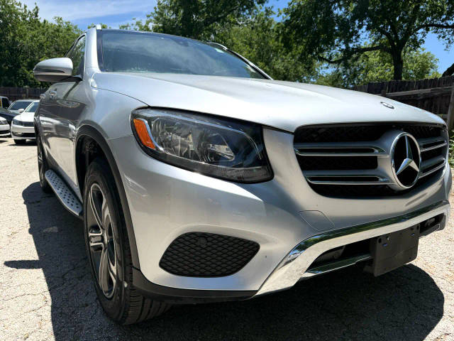 2016 Mercedes-Benz GLC-Class GLC 300 RWD photo