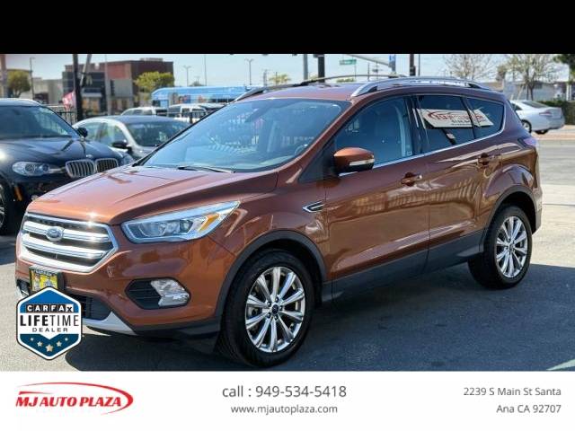 2017 Ford Escape Titanium FWD photo