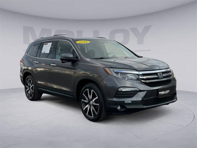 2016 Honda Pilot Touring AWD photo