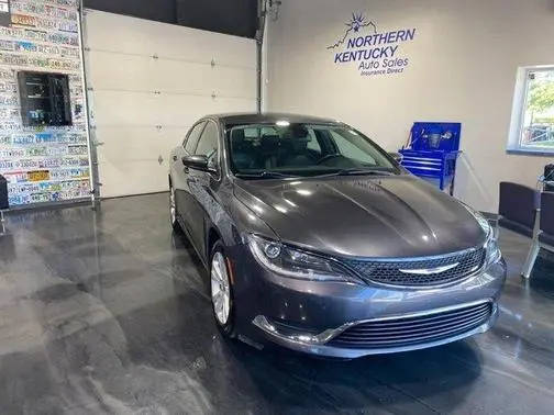 2016 Chrysler 200 Limited Platinum FWD photo