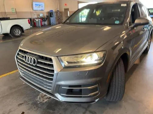 2017 Audi Q7 Premium AWD photo