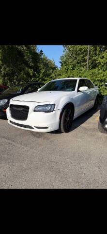 2016 Chrysler 300 Limited AWD photo
