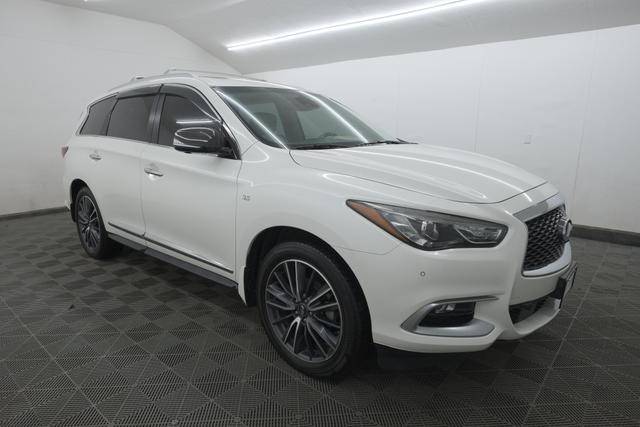 2016 Infiniti QX60  FWD photo