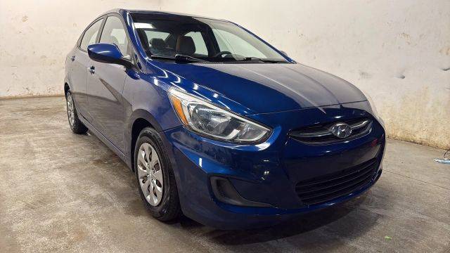 2015 Hyundai Accent GLS FWD photo