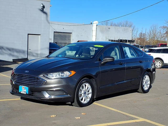 2017 Ford Fusion S FWD photo