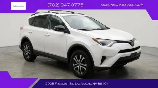 2016 Toyota RAV4 LE FWD photo