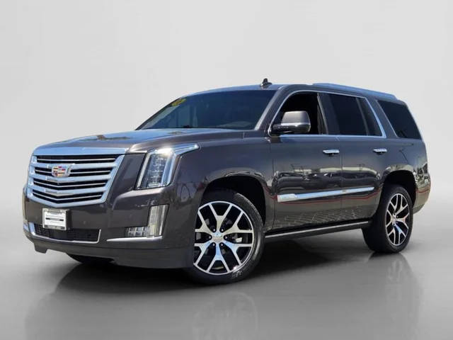 2016 Cadillac Escalade Platinum 4WD photo