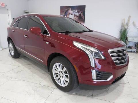 2017 Cadillac XT5 FWD FWD photo