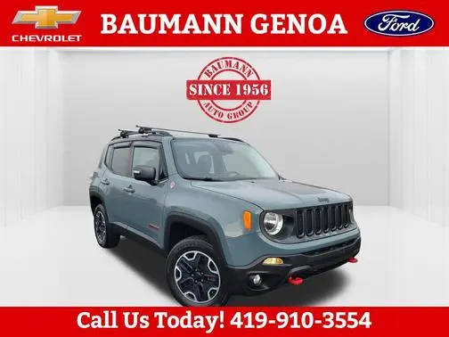 2016 Jeep Renegade Trailhawk 4WD photo