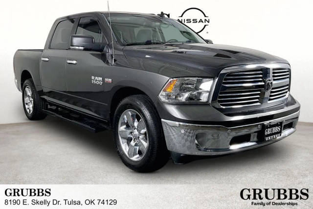 2016 Ram 1500 Lone Star RWD photo