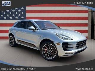 2015 Porsche Macan Turbo AWD photo