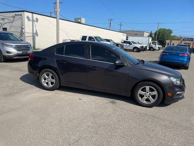 2016 Chevrolet Cruze LT FWD photo