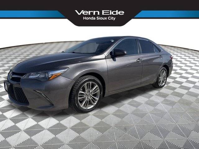 2016 Toyota Camry SE FWD photo