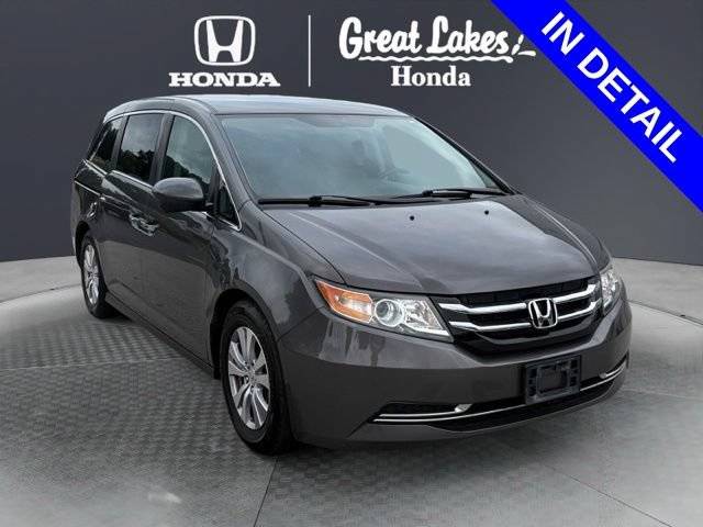 2016 Honda Odyssey SE FWD photo