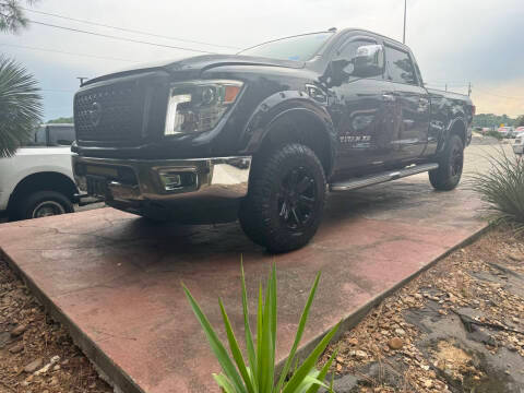 2016 Nissan Titan XD SL 4WD photo