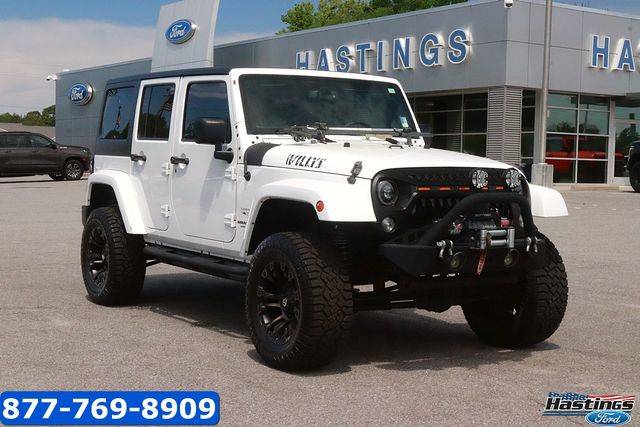 2016 Jeep Wrangler Unlimited Sahara 4WD photo