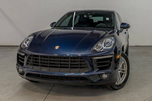 2017 Porsche Macan S AWD photo
