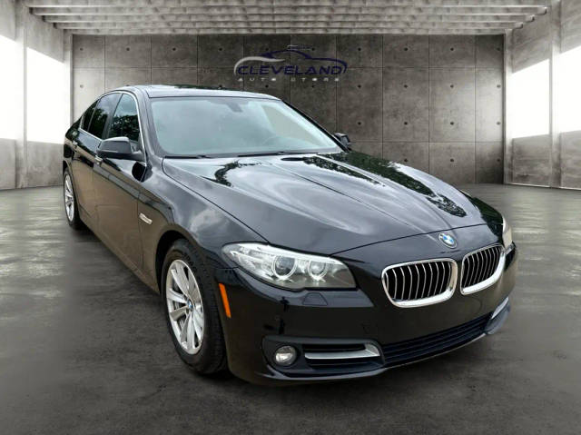2016 BMW 5 Series 528i xDrive AWD photo