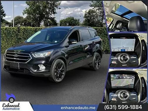 2017 Ford Escape Titanium 4WD photo