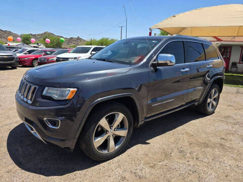 2016 Jeep Grand Cherokee Overland RWD photo