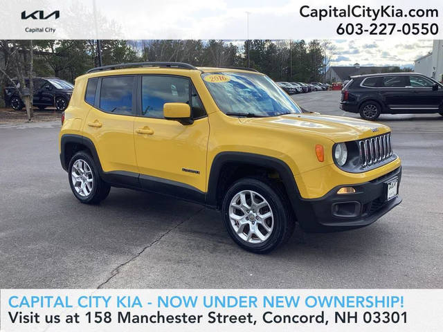 2016 Jeep Renegade Latitude 4WD photo