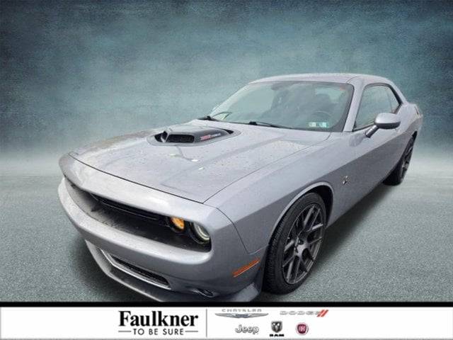 2016 Dodge Challenger 392 Hemi Scat Pack Shaker RWD photo