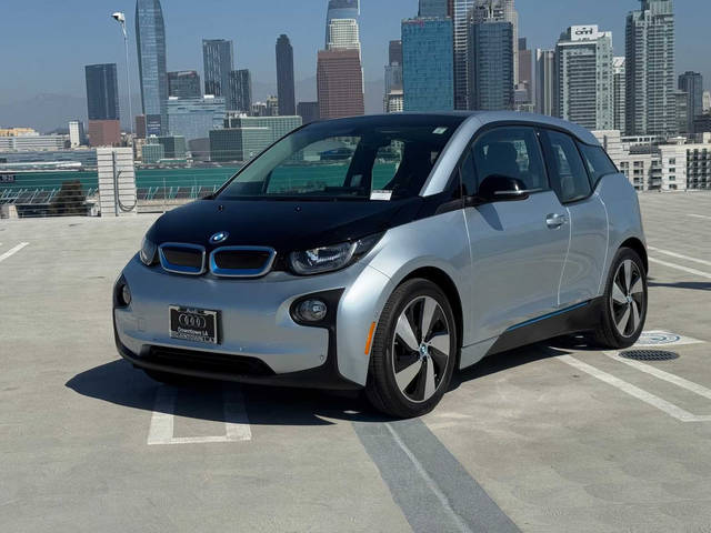 2016 BMW i3  RWD photo