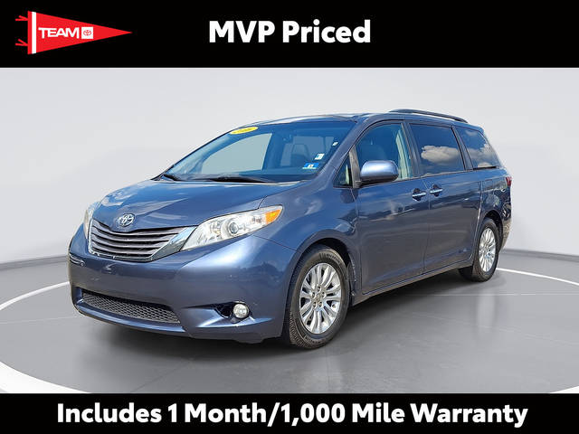 2016 Toyota Sienna XLE FWD photo